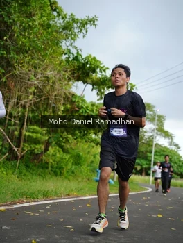 Runner Photo 2237914