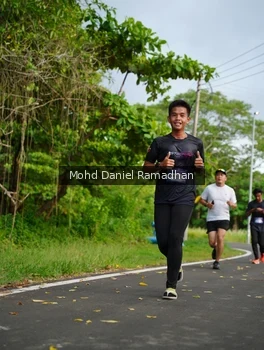Runner Photo 2237925