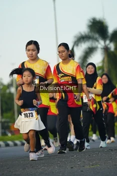 Runner Photo 2237934