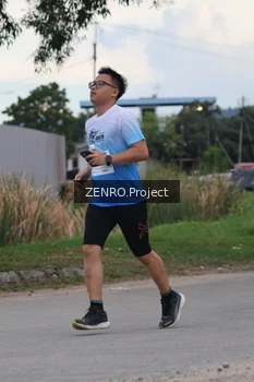 Runner Photo 2237941