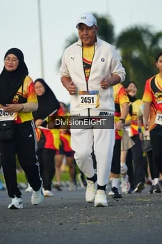 Runner Photo 2237971