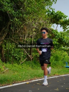 Runner Photo 2238047