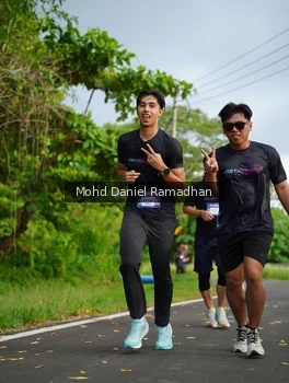 Runner Photo 2238128