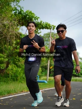 Runner Photo 2238135
