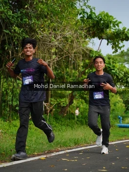 Runner Photo 2238196