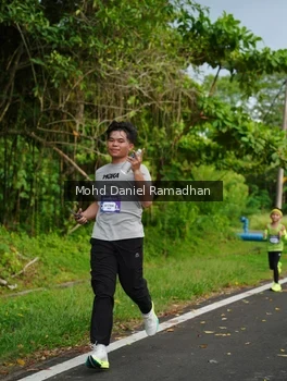 Runner Photo 2238246