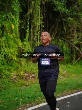 Runner Photo 2238302