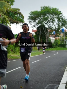 Runner Photo 2238375