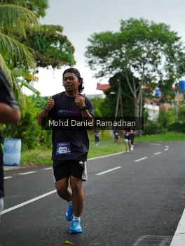 Runner Photo 2238379