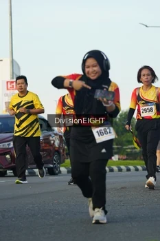 Runner Photo 2238475