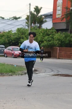 Runner Photo 2238521