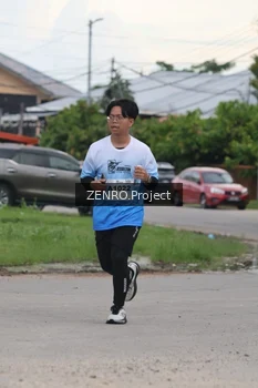 Runner Photo 2238537
