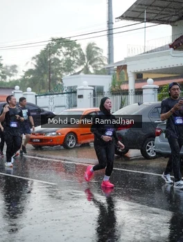 Runner Photo 2239040