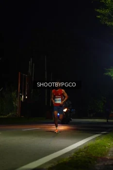 Runner Photo 2239114