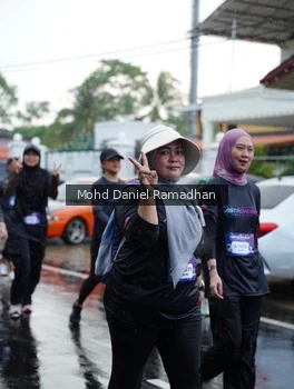 Runner Photo 2239375