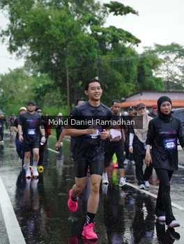 Runner Photo 2239417