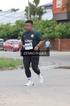 Runner Photo 2239464