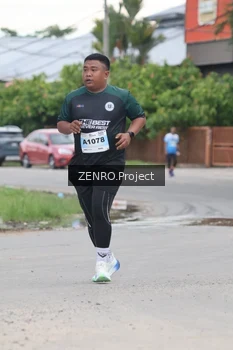 Runner Photo 2239476