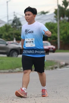Runner Photo 2239658