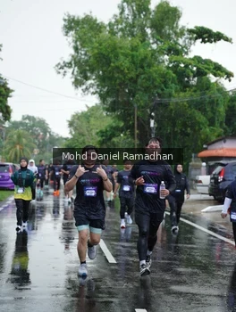 Runner Photo 2239760