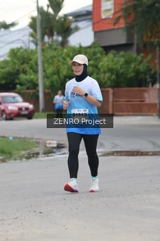 Runner Photo 2239825