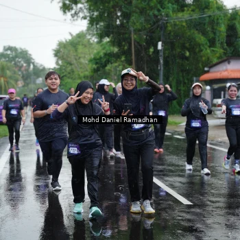 Runner Photo 2239885