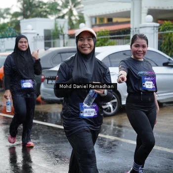 Runner Photo 2239914