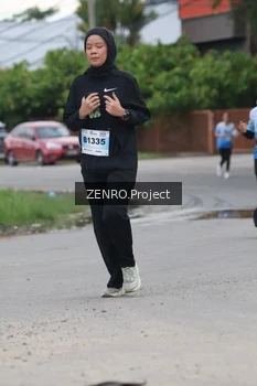 Runner Photo 2240192