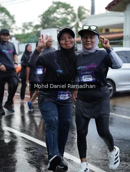 Runner Photo 2240210