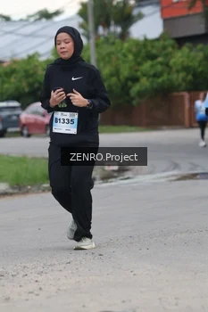Runner Photo 2240230