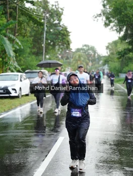 Runner Photo 2240564