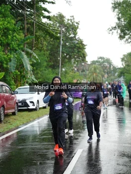 Runner Photo 2240576