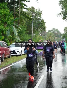 Runner Photo 2240586