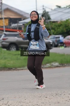 Runner Photo 2240699