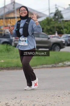 Runner Photo 2240758