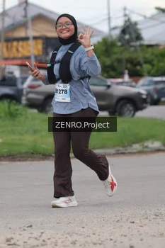Runner Photo 2240760