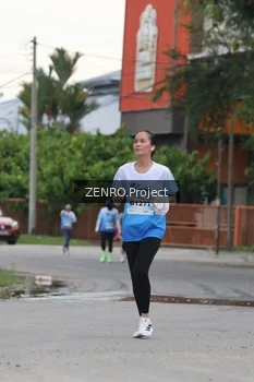 Runner Photo 2240798