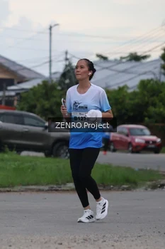 Runner Photo 2240921