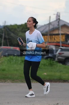 Runner Photo 2241036