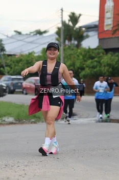 Runner Photo 2241353