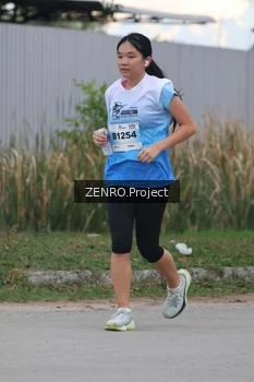 Runner Photo 2241464