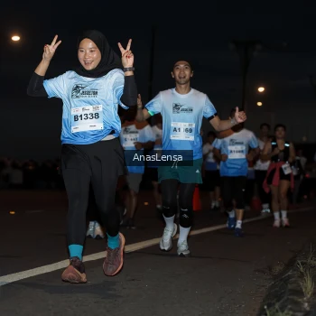 Runner Photo 2241657