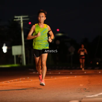 Runner Photo 2241712