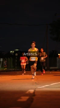 Runner Photo 2241888
