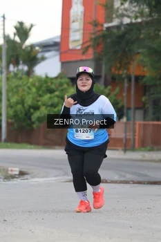 Runner Photo 2242166