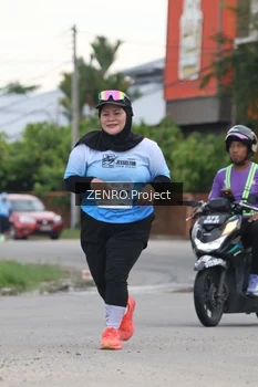Runner Photo 2242210