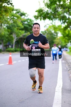 Runner Photo 2242249