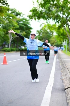 Runner Photo 2242538