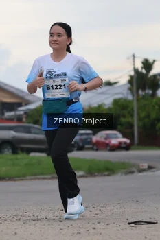 Runner Photo 2242645