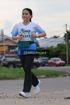 Runner Photo 2242676